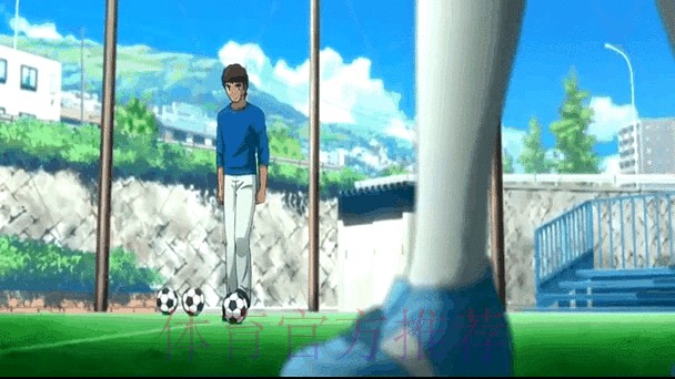 足球频道：足球小将集结海埂 播种明日希望